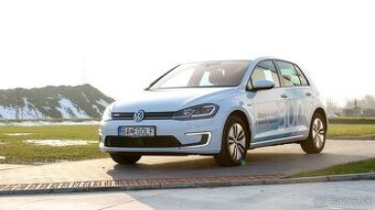 VOLKSWAGEN E-GOLF na prenájom aj na TAXI