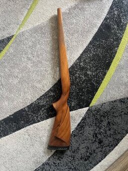 Predám pažbou na CZ 550
