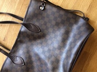 Kabelka v štýle Neverfull