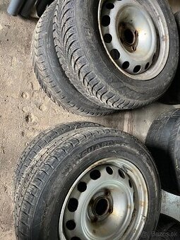 Zimna sada s pneumatikami Nexen 205 / 65 / R15