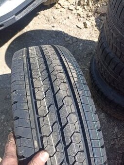 Predám novú pneu Matador Hectorra Van 225/70 R15C