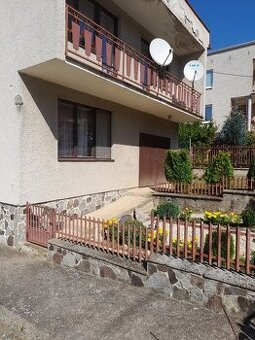 Na predaj rodinný dom v tichej lokalite obce Obyce - 1