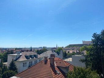 3i. staromestský byt 75m, Godrova ul., Palisády, kompl. RŠ