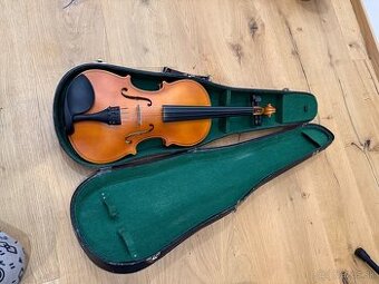 Husle 3/4, nove