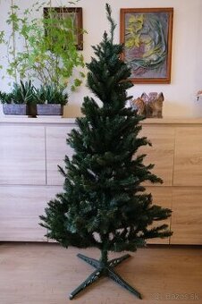 PREDÁM vianočný stromček