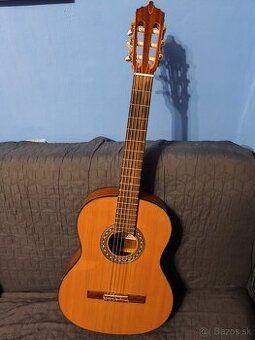 predam španielsku gitaru