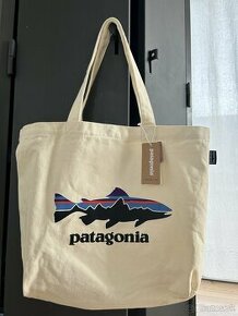 Patagonia taška + nálepky patagonia
