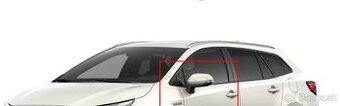 Kúpim kryty spätných zrkadiel na Toyota Corolla.