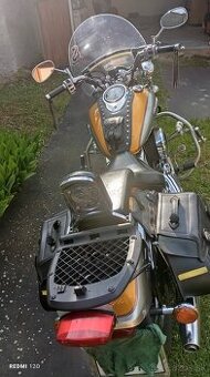 Yamaha 1100 Dragstar