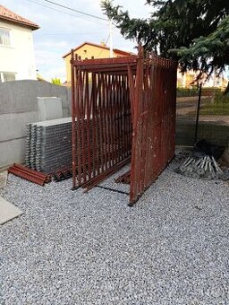 Lešenie