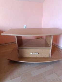 TV stolík