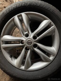 4x ALU disky s pneu NISSAN R17