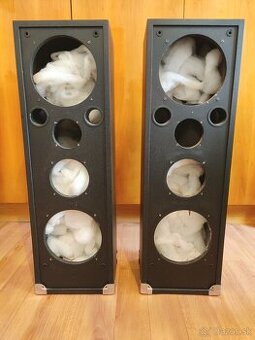 Skelety pre reproduktory tesla