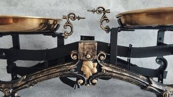Staré dvoumiskové váhy do sbírky, k dekoraci - po renovaci