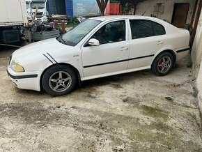 Skoda octavia tour 1,4 16v 2004
