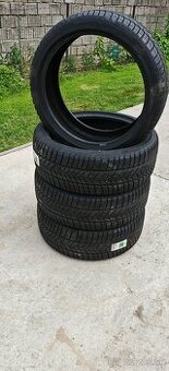 Zimné Pirelli Sottozero 245/40 R21