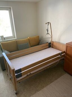 Predám elektrickú polohovaciu posteľ