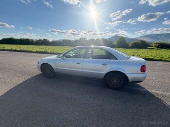 AUDI A4 B5 121 kE