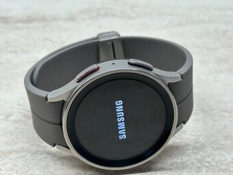 Samsung Galaxy Watch 5 Pro 45mm, natural titanium