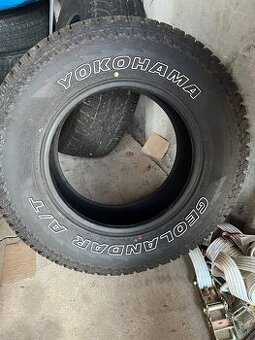 Yokohama Geolandar A/T 265/70 r17 - 1