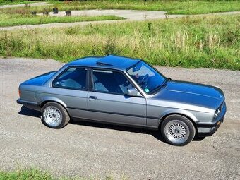 Bmw e30 coupe 320i
