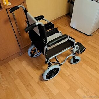 Predam invalidny vozík