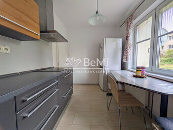 Predaj, 4 izbový. byt+ garáž +záhrada - Nitra (1235-114-AFI)