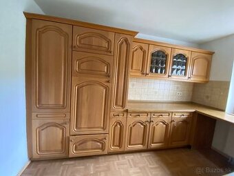 Kuchynská linka z Nemecka so spotrebičmi