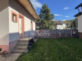 Dom s krásnym pozemkom 1550m2 len 7m od Trstenej a Tvrdošína