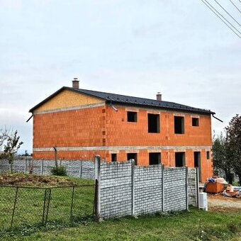 NOVOSTAVBA vo výbornej lokalite, Perín-Chym, časť Gomboš - 1