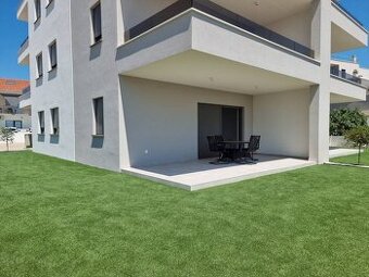 CHORVÁTSKO - Pekné apartmány 350m od pláže (S1) - VODICE