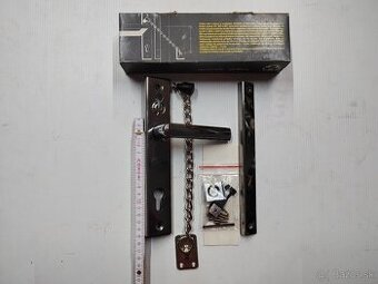 BEZPEČNOSTNÉ POLOKOVANIE S RETIAZKOU-ROSTEX