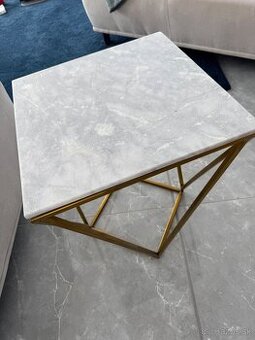 Predám sadu 2konferenčńch stolíkov