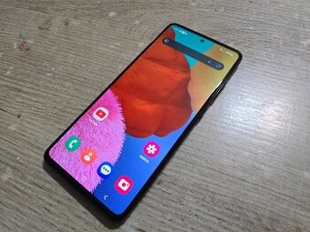 Samsung A51 128gb TOP stav plnefunkcny na displeji bolo nose