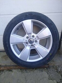 Alu VW 5 x 120 R 18 + letné 255/45 18.