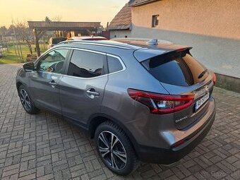 Nissan Qashqai 1.3 DIG-T vo výbave N-Connecta