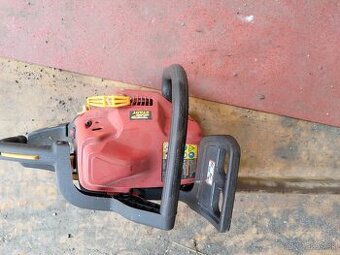 Retazova benzinova pílka /štilka/ -