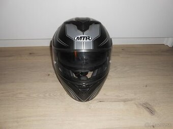 Predam v peknom stave  vyklapaciu moto prilbu MTR
