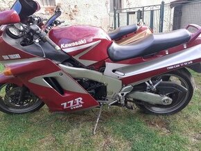 Predám alebo rozpredam Kawasaki ZZR 1100