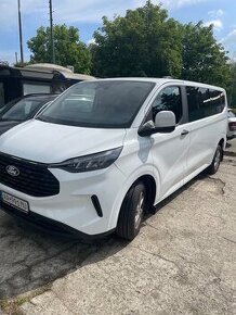 Prenájom 8 miestne auto s tažnym zariadením
