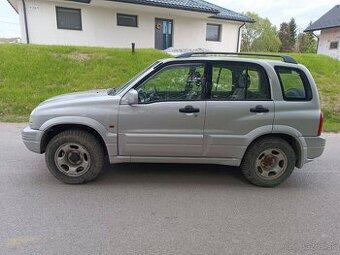 Suzuki Grand Vitara 2.5 V6 ABS