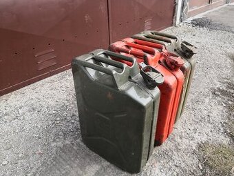 bandasky na benzin 20 l železne originál na palivo
