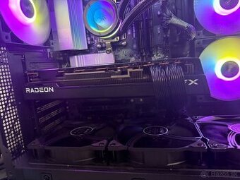 AMD Radeon 7800xt