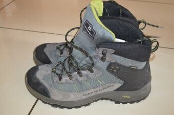 predam turisticke topanky GARMONT, velkost EUR 46,5 (UK 11,5