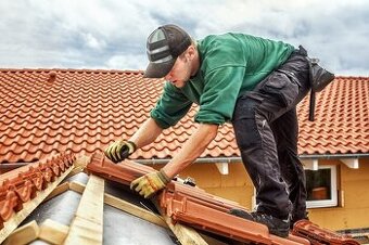 Plechové, betónové, pálené – strechy pre každého