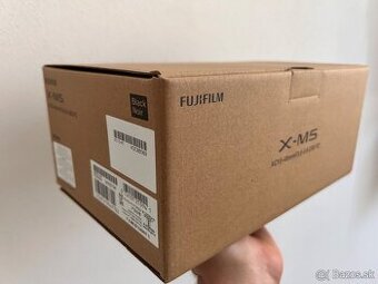 Fujifilm X-M5, XC15-45 OIS, 3 roky. Rezervovane