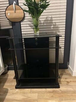 TV stolík