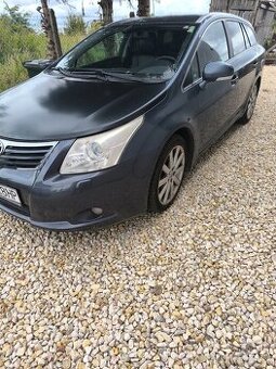 Ponúkam na predaj Toyota Avensis combi, rok výroby 2009, s m
