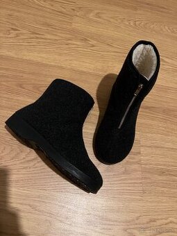 Vlnene kapce vlna nové 39 na nohu 25cm vnútorná dlzka 25.5cm