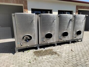 NEREZOVÁ NÁDRŽ 2200L DO KLENBY – 4KS S CHLAZENÍM - 1